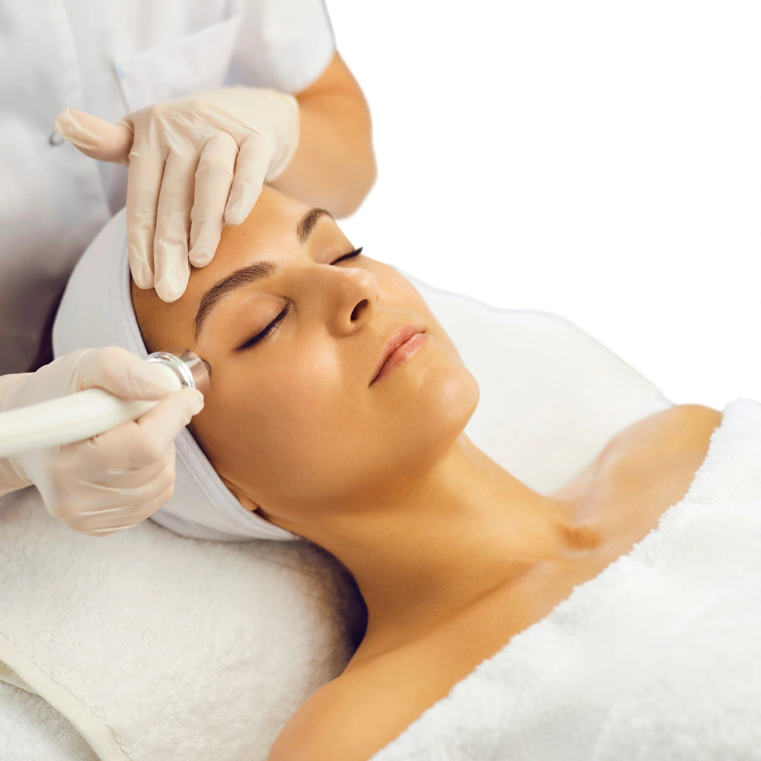 Limpieza + Extracción de Puntos Negros + Vitamina